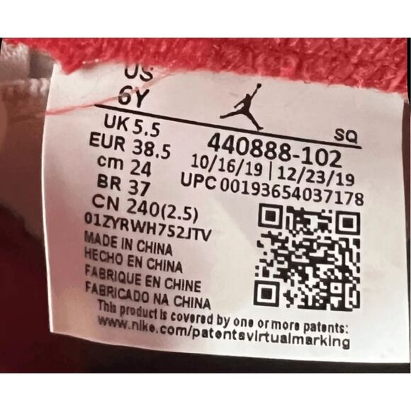 Air Jordan 5 Fire Red Size 6Y GS Nike Retro 2019 Black White 440888-102 Athletic - Picture 7 of 13